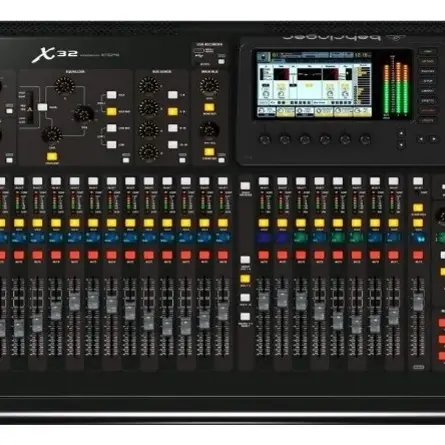 Behringer Mezcladora Profesional Digital X32's photo #1